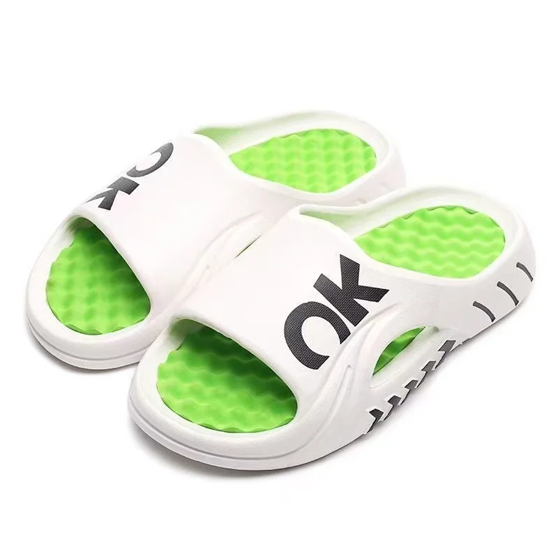 

For Men, Wear Anti-slip, Non-smelly, Massage-soled Beach Slippers Outdoors in Summer with Flip-flops That Feel Like Feces