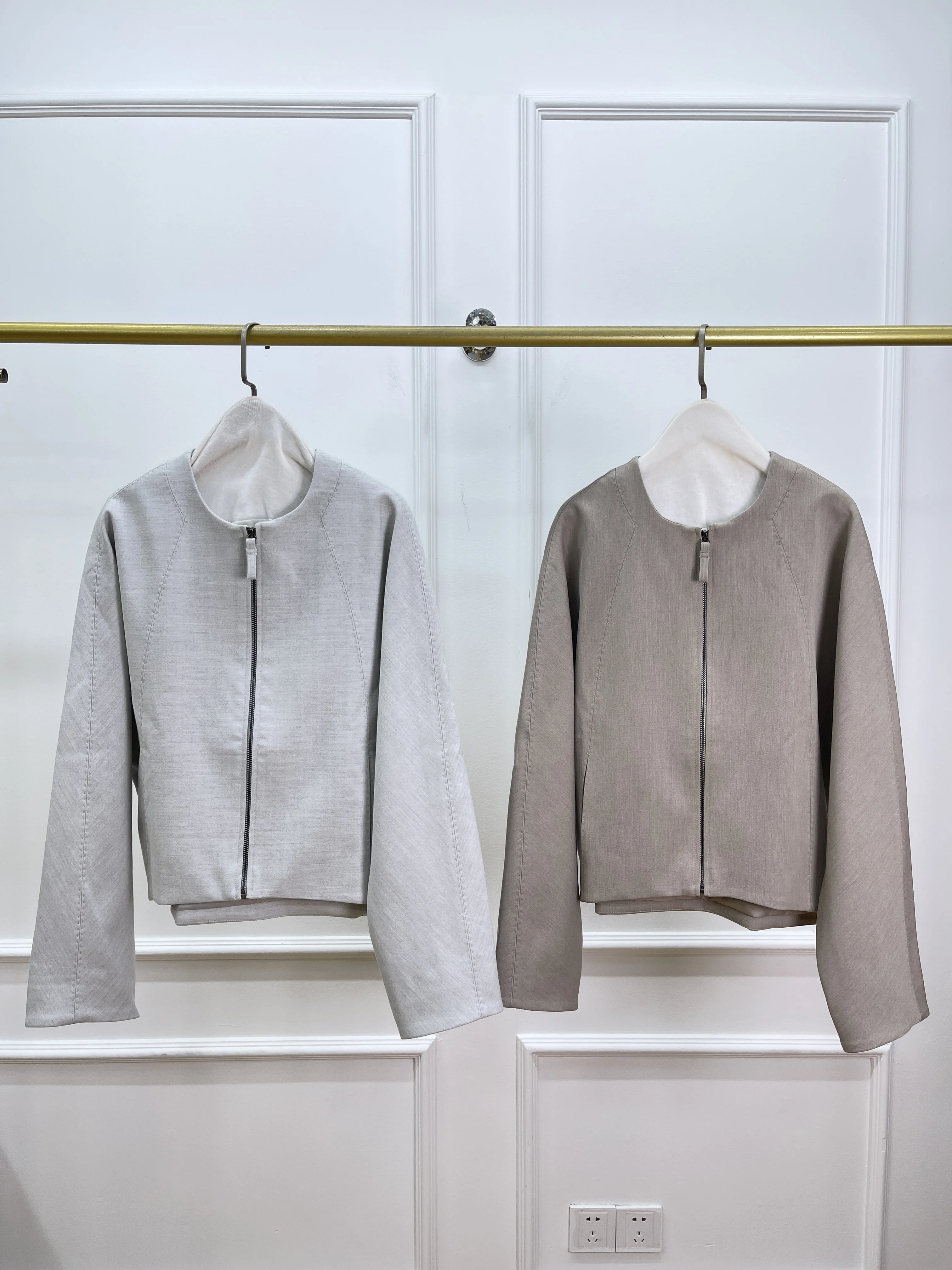 

Autumn And Winter New High Quality Fashion Casual Retro Style Zipper Jacket For Women 2025