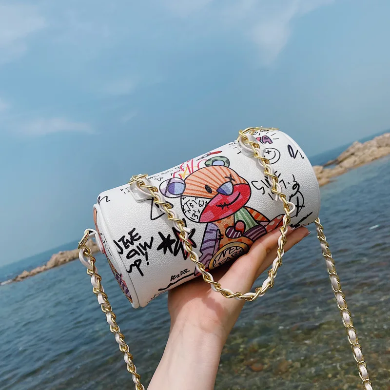 

Fashion Graffiti Cylinder Bag Little Bear Cartoon One Shoulder Crossbody Bags Anime Chains Bags Girl Cute Handbags