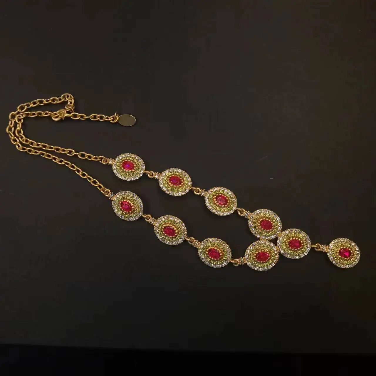 

Medieval Vintage Electroplated Real Gold Luxury Full Diamond Necklace Stud Earrings Set Wholesale