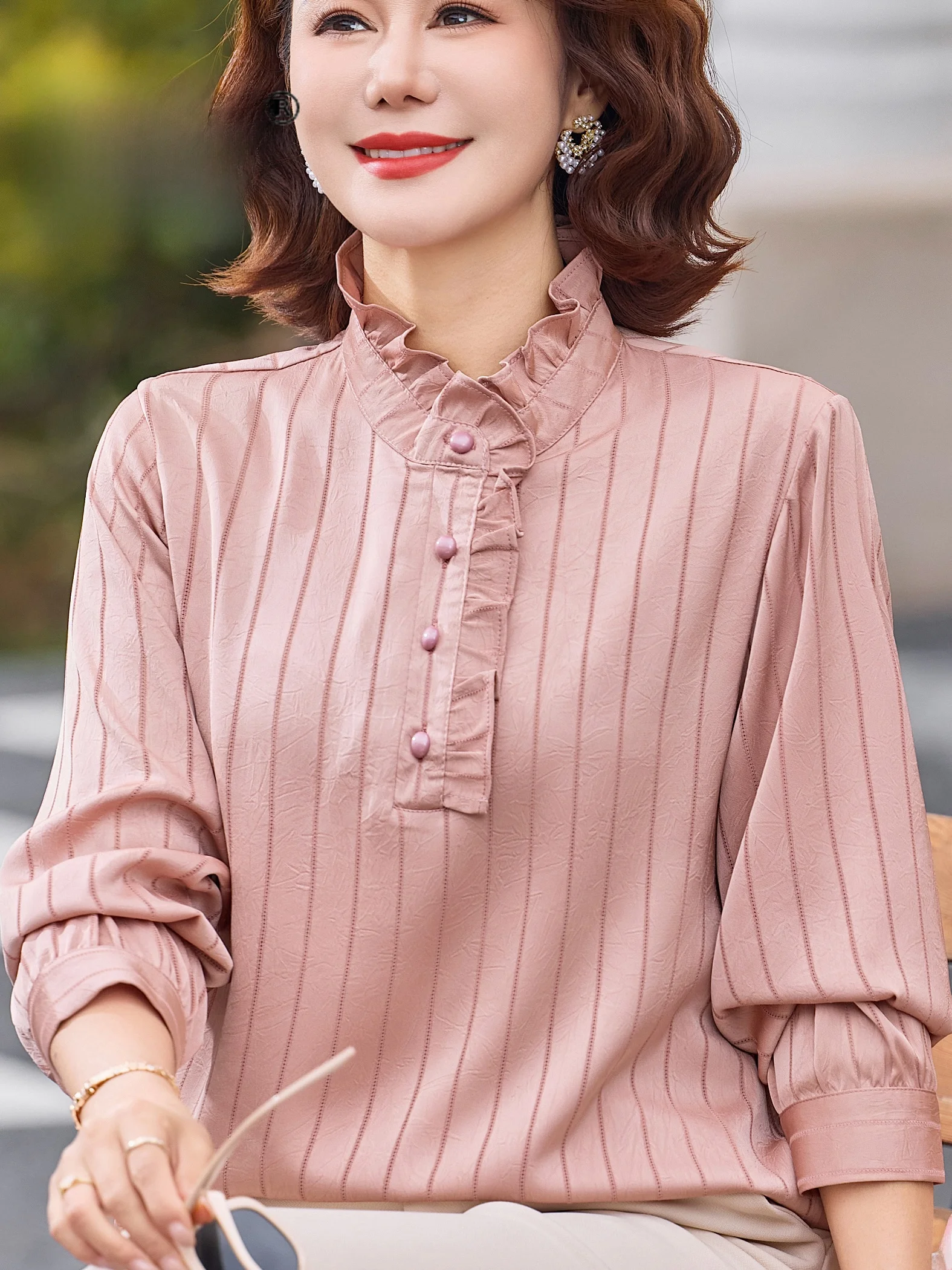 

New Chinese Style Long Sleeve Shirt Women Loose Striped Fashionable Mommy Clothes Middle Aged And Elderly Versatile Slimming Top