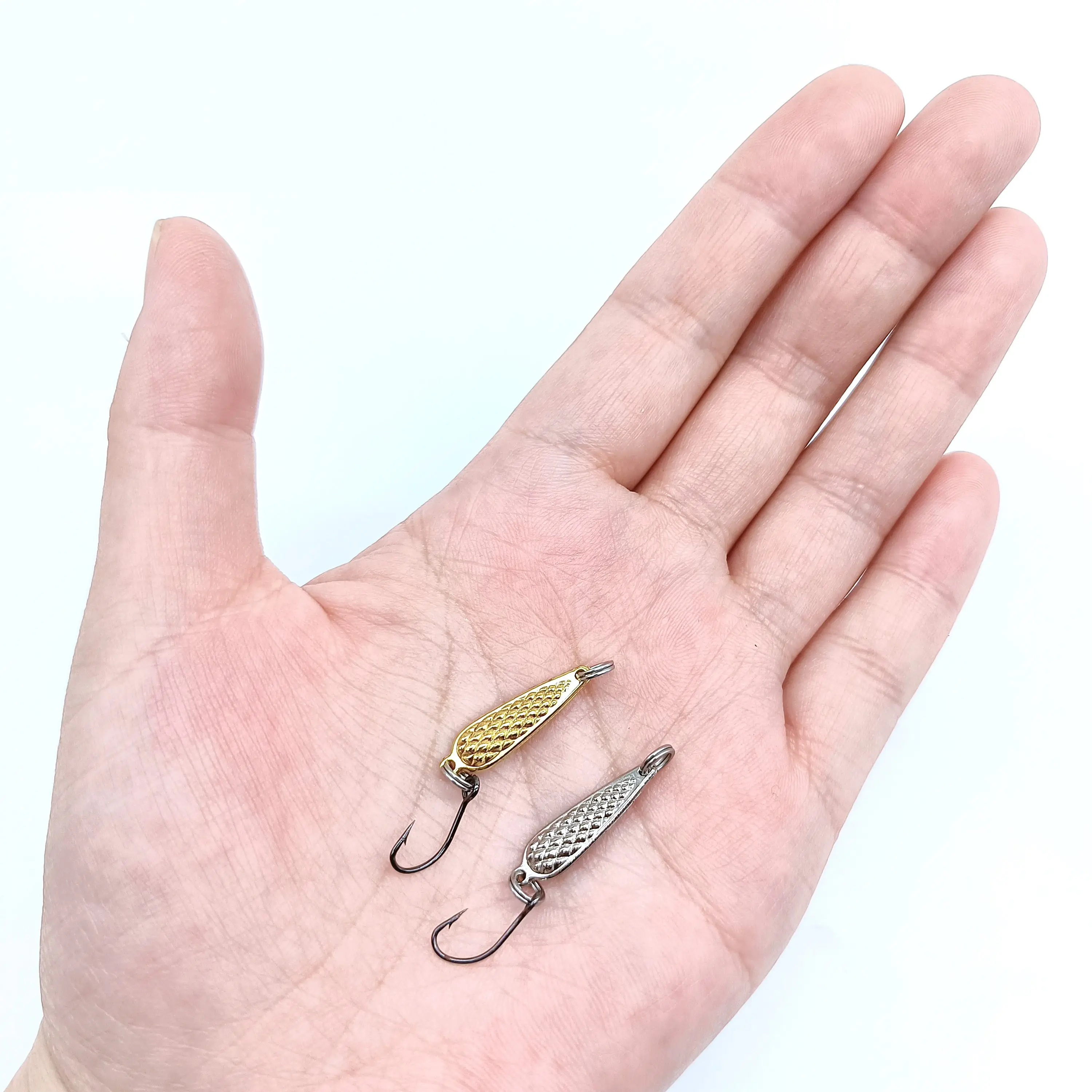 DUODUOYU-señuelo de pesca de 1 piezas, Micro Jig, 1,1g/2,2g, cuchara, señuelos de metal, Mini pez spinnerbsit, anzuelo único, jig Stream, trucha, cebos, pesca