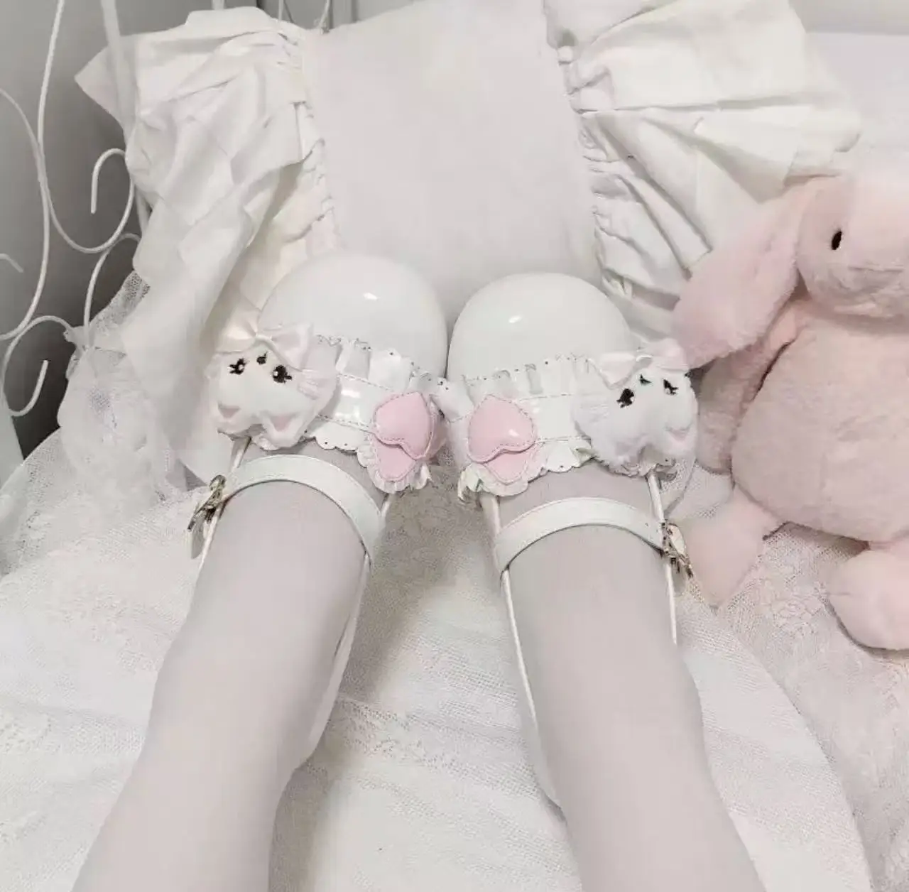 

Original Lolita Shoes Cute Kitten Sweet Daily Versatile Flat Bottom Roundhead Japanese Girl Lo Shoes
