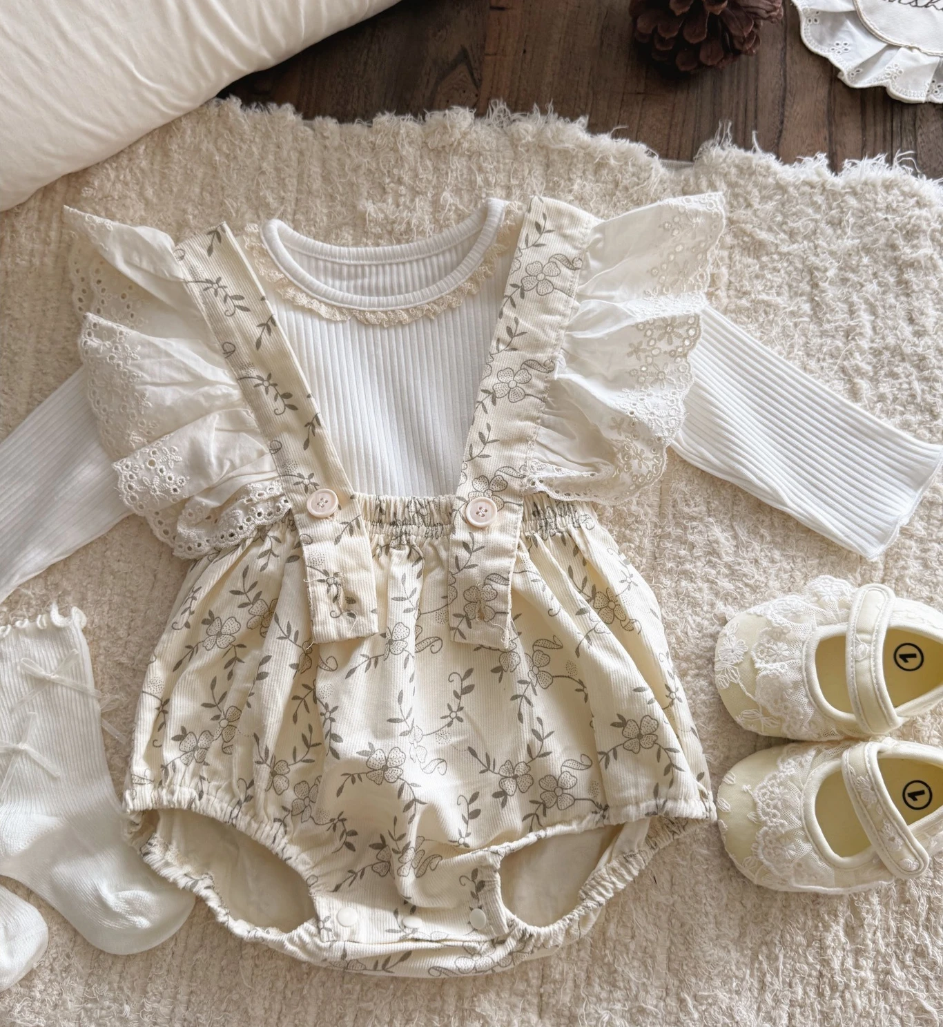Baby Set Spring and Autumn Girls Baby French High End Floral Flying Sleeve Strap Pants Long Sleeve Base Top Two Piece Set