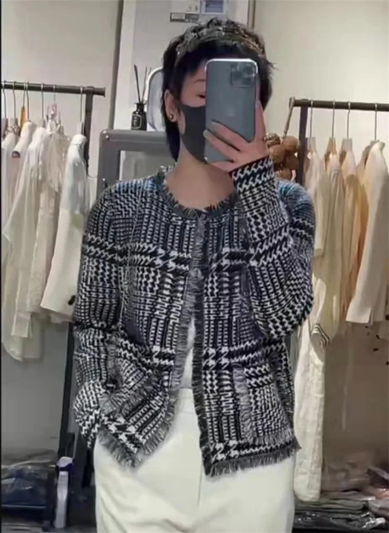 Houndstooth Plaid Fringed Cashmere Sweater for Women, Small Knitted Wool Cardigan, Loose Plaid Coat