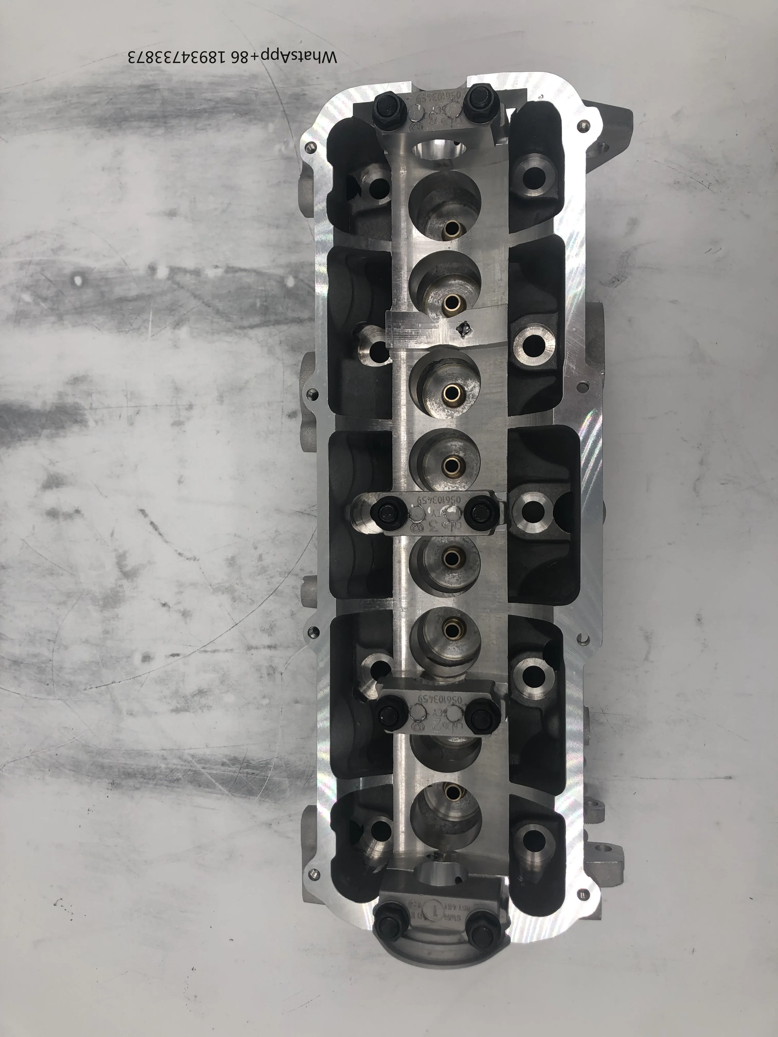 Complete Cylinder Head Assembly for V-W Pointer 1.8 8V Combi 1800 Reliable Engine Spare Parts Supplier