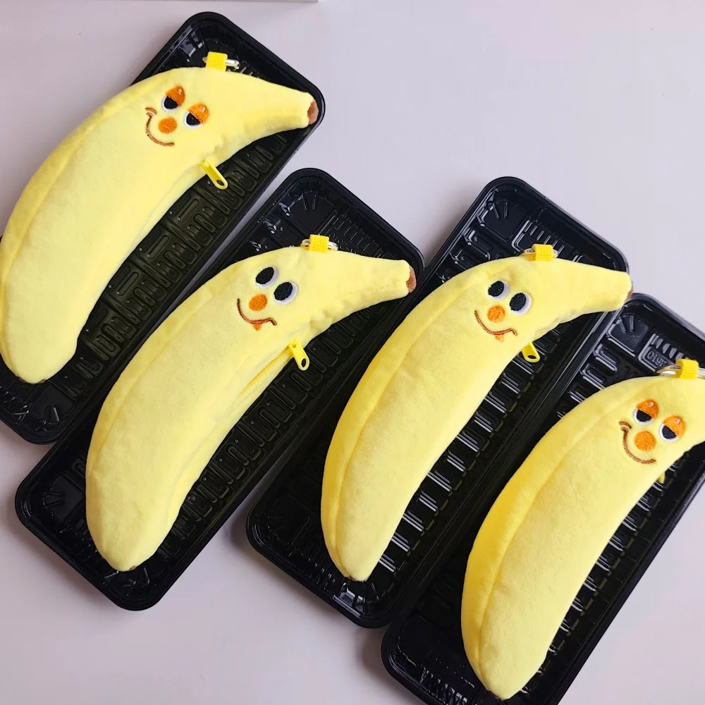 Simulated Banana Pencil Case, Plush Banana Pencil Bag with Expressions, Stationery Box with Hook, Study Companion Plush Toy, Gift