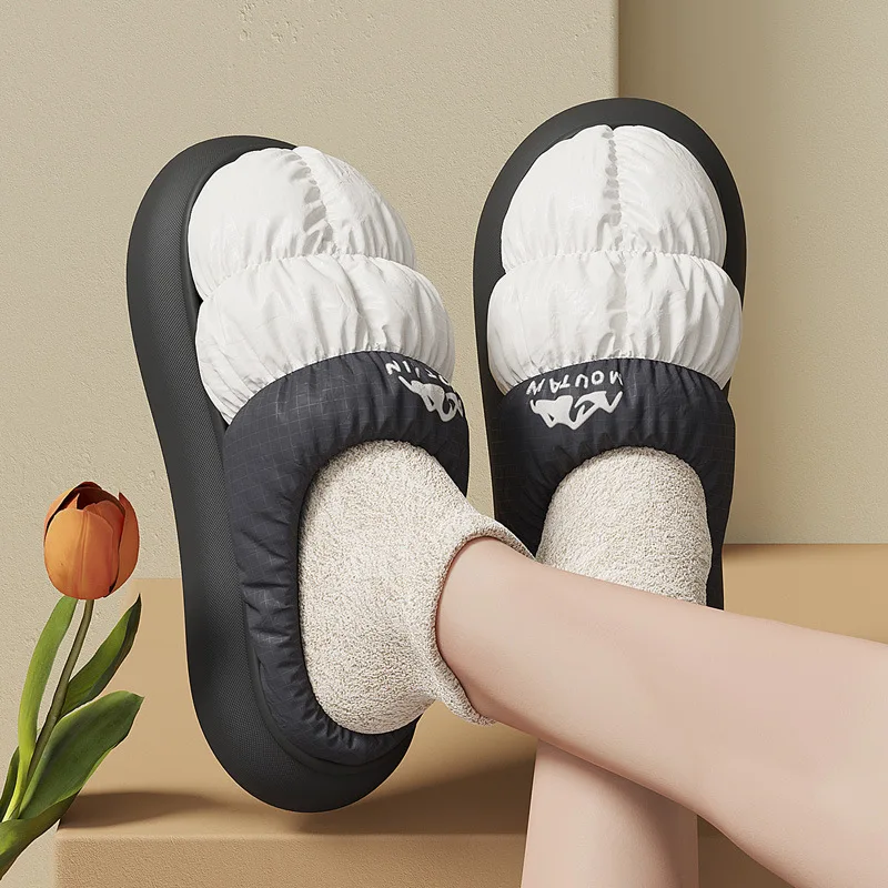 2024 new waterproof warm cotton slippers women\'s winter indoor home thick bottom non-slip plush cotton slippers men\'s winter