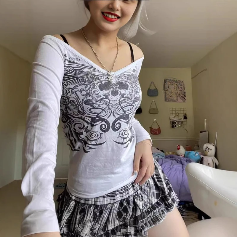 Grunge Punk cuello en V perforación caliente manga larga calaveras blancas blusa estampada camisetas verano primavera mujeres gótico gráfico Y2K Crop Tops