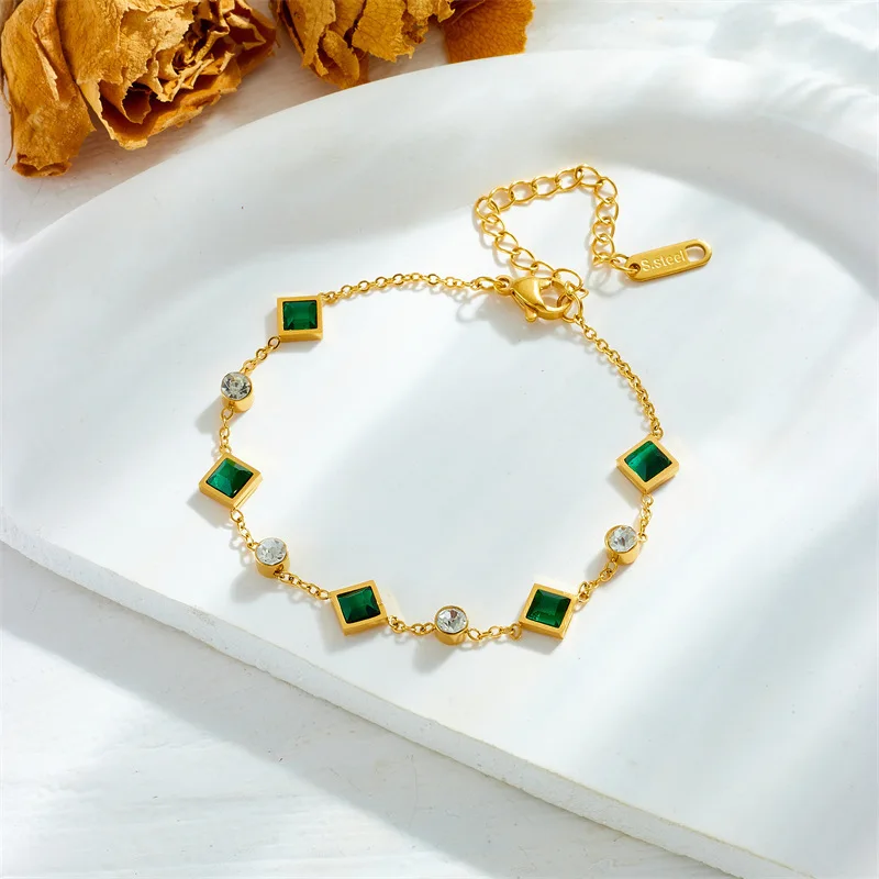 

Stainless Steel Green Hollow Tree of Life Pendant Bracelet For Women Green White Cubic Zirconia Luxury Jewelry Gifts