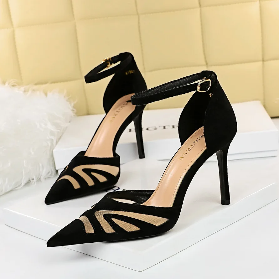 

New Woman Pumps Luxury Designer Reticular Hollow out Pointed Toe Stiletto Shallow Mouth Single Shoes High Heels Women Party Shoe