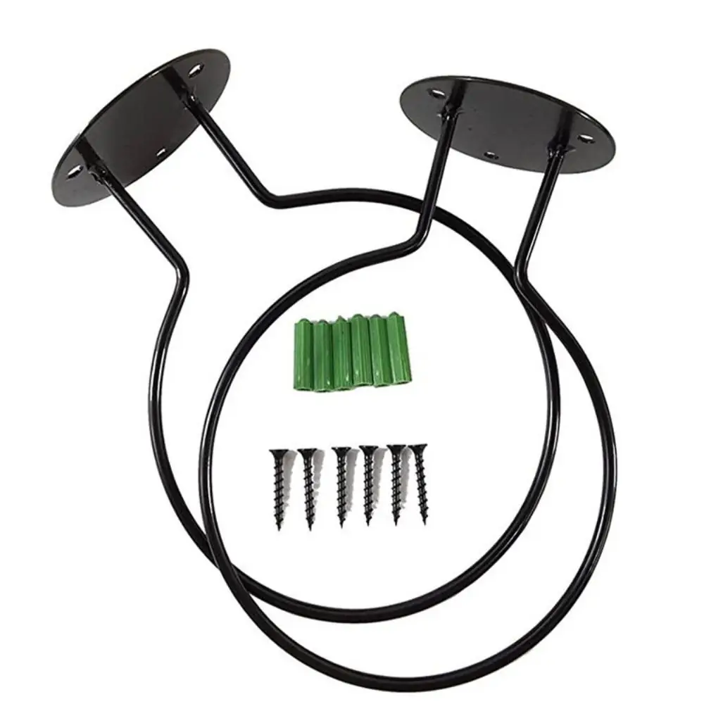 رف عرض كروي مثبت على الحائط موفر للمساحة، حامل عرض كرة قدم أسود شديد التحمل ومتعدد الأغراض لتخزين كرة السلة