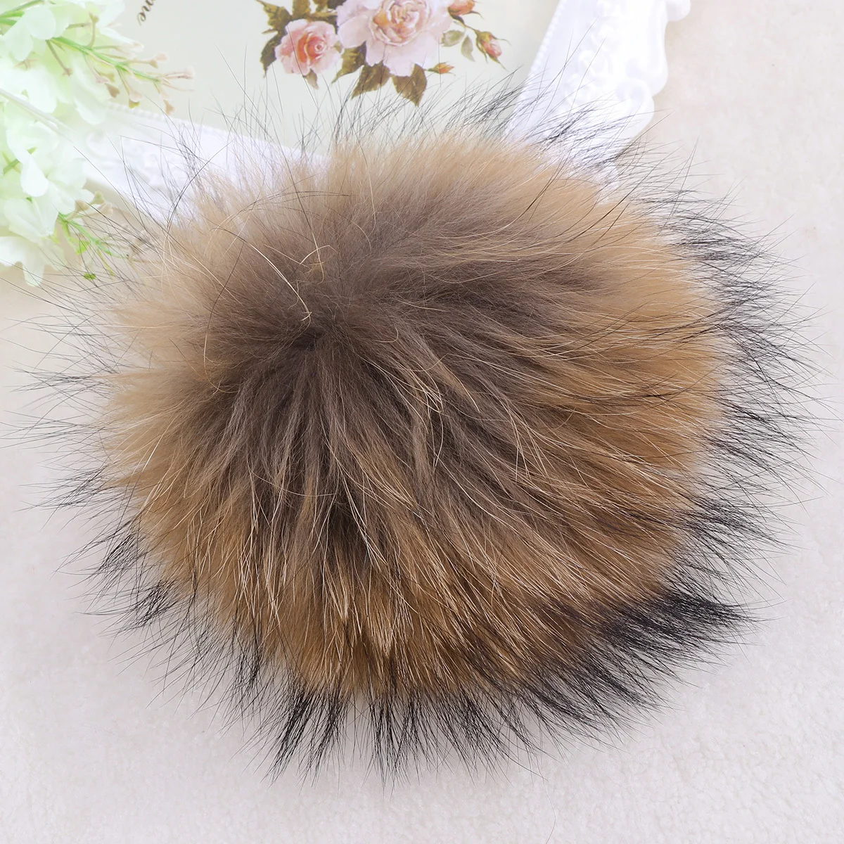 Sztuczny pompon brązowy odpinany do ozdabiania czapek, butów, szalików, toreb, odzieży, akcesoriów, pompony do rękodzieła, kulka