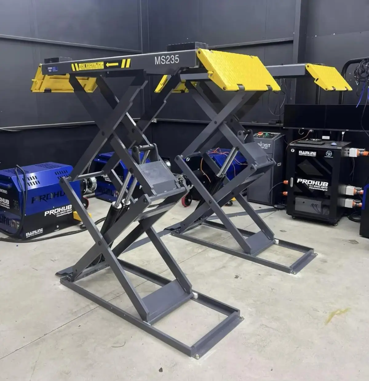 Hydraulic Scissor Car Lift 3.5 Ton Low Rise Automotive Lift for Garage | Auto Repair HydraulicScissor Car Lift Machine 3500kg