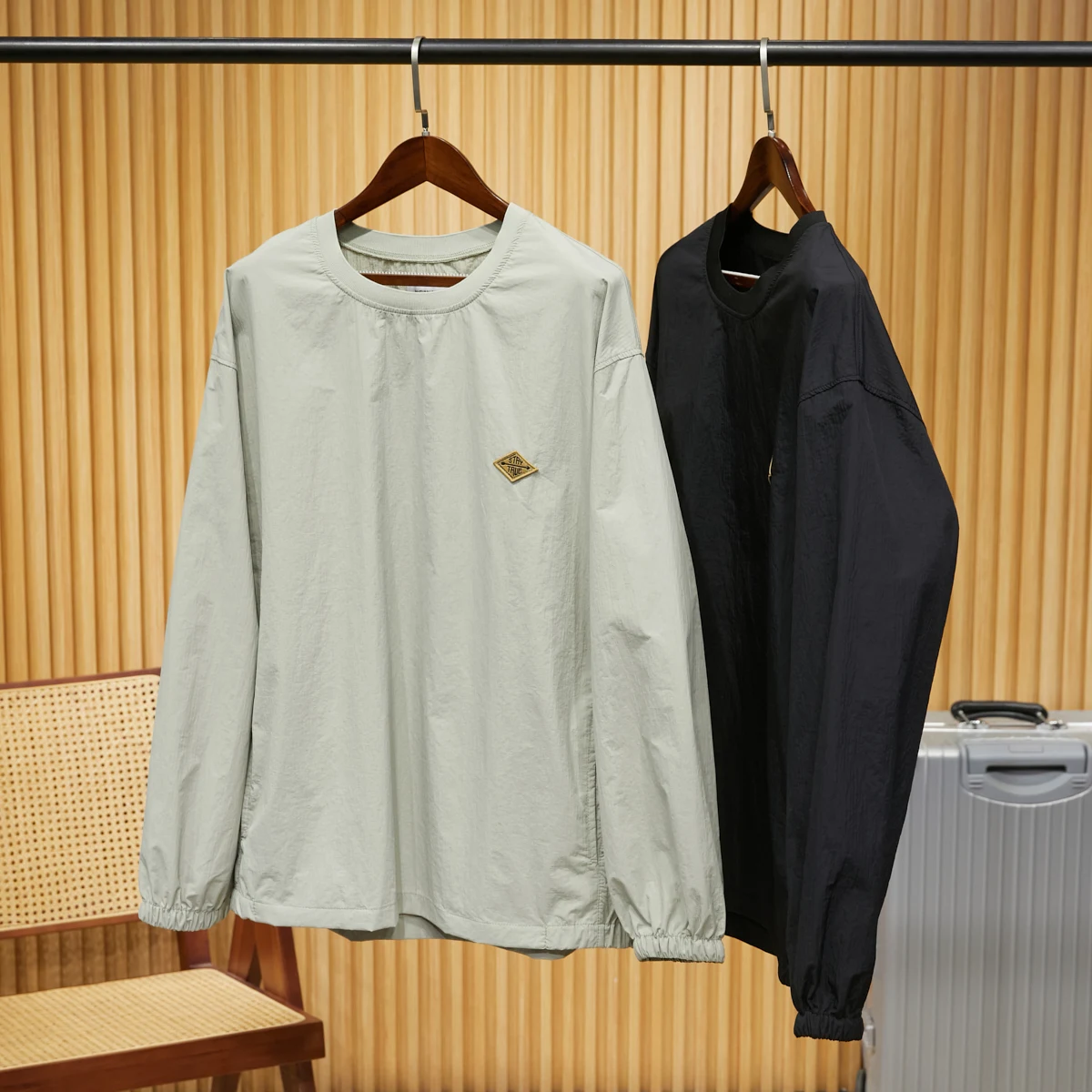 

Мужская толстовка свободного кроя из комфортной, приятной для кожи ткани, повседневная, с круглым вырезом, однотонная, осенняя мода