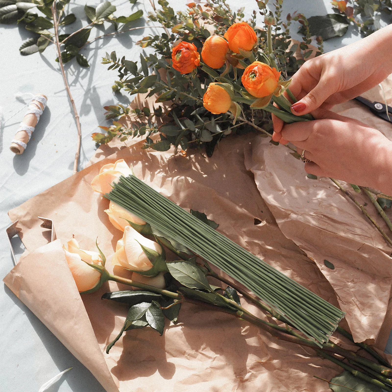 

200Pcs DIY Floral Stem Wire Fake Flower Rods for Wedding Bouquet Crafts Artificial Iron Wire Flower Stems Floral Arrangement