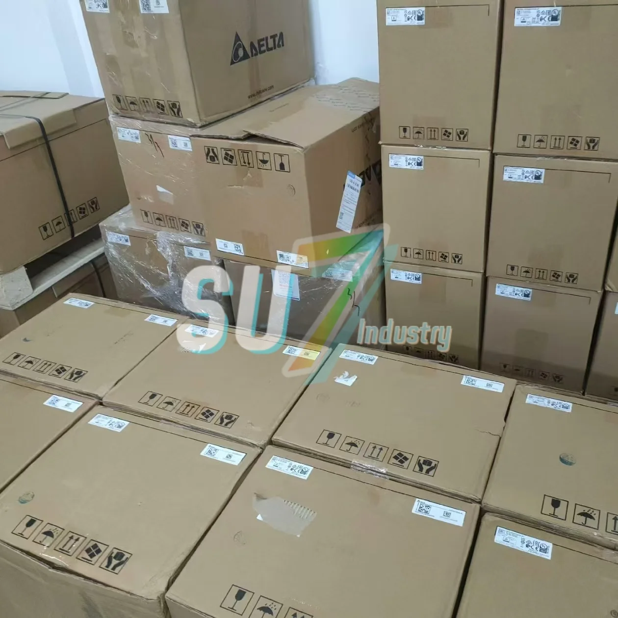 Convertidor de frecuencia VFD11AMS21ANSAA VFD13AMS43ANSAA nuevo original