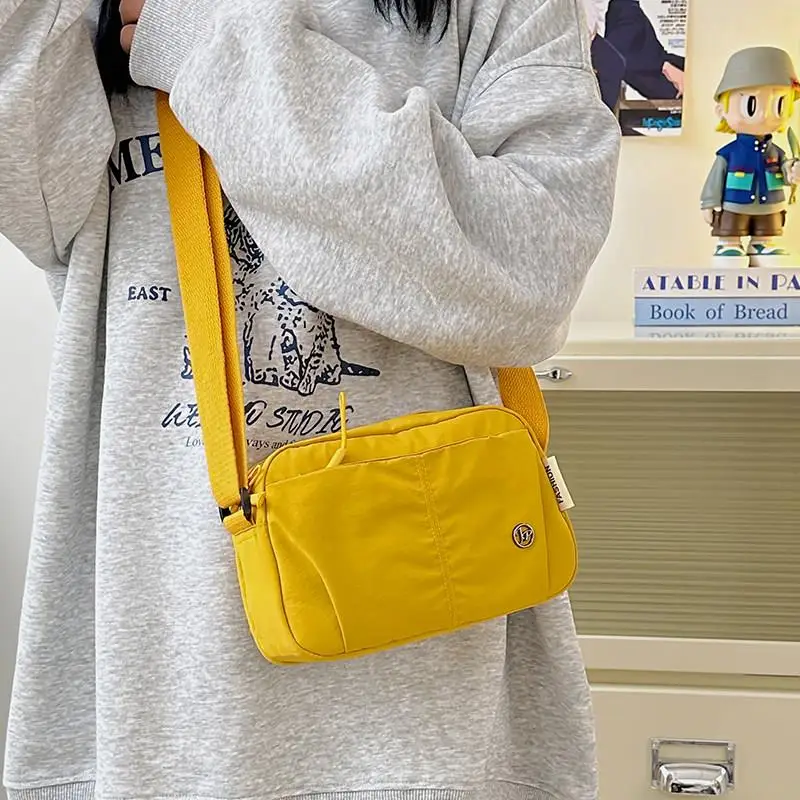 Fashionable Lightweight Women's Crossbody Bag Pure Color Single Shoulder Commuter Bag Easy to Match Daily Use Square Shape