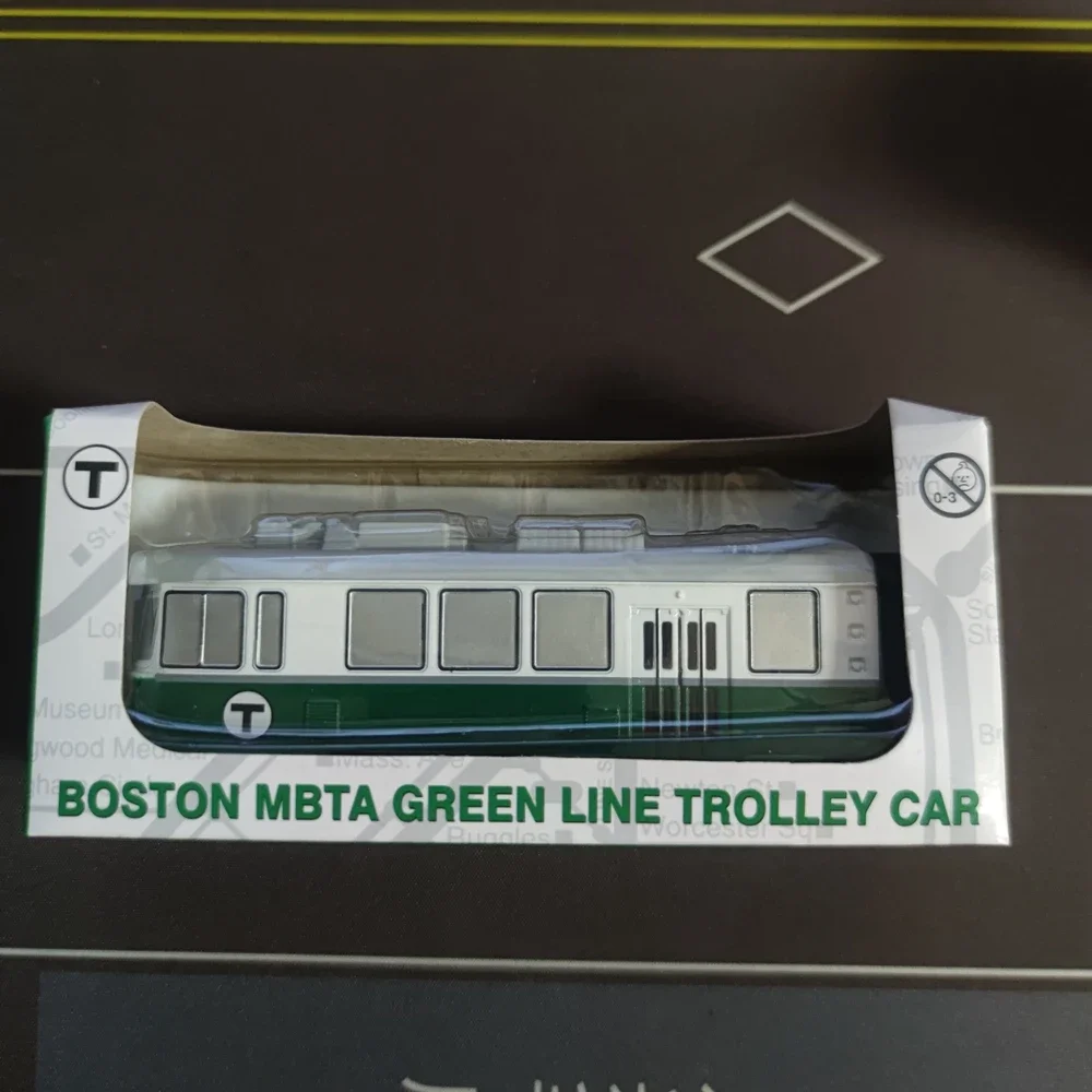 1/87 BOSTON MATA GREEN LINE TROLLEY Car Simulation model children\'s gift collectible ornaments