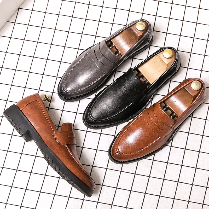 Classic Men Business Loafers American Casual Comfortable Lightweight Fashionable Small Leather Shoes Social Shoes Sizes 38-46