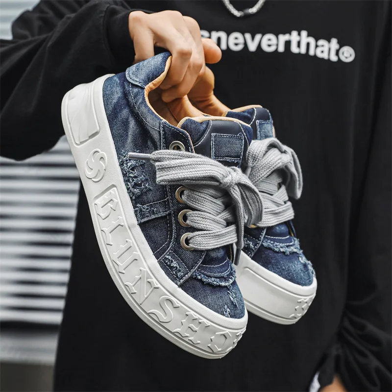 2025 Spring Men's Low Top Denim Casual Sports Shoes Fashion Versatile Height Increase Breathable Daily Chunky Sneakers for Men