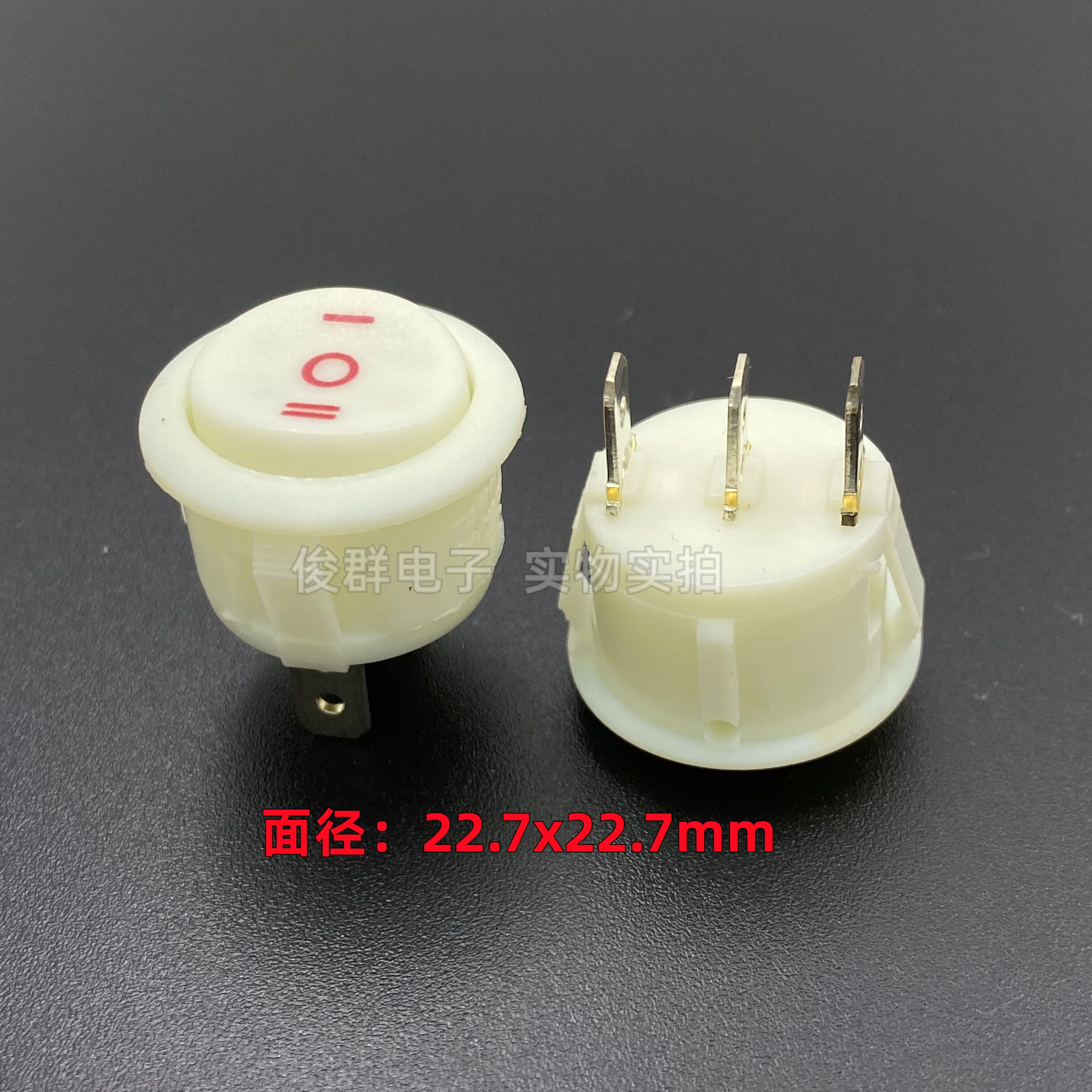 10pcs/spot Taiwan imported boat switch 3 feet 3 TH1 round white button rocker power button