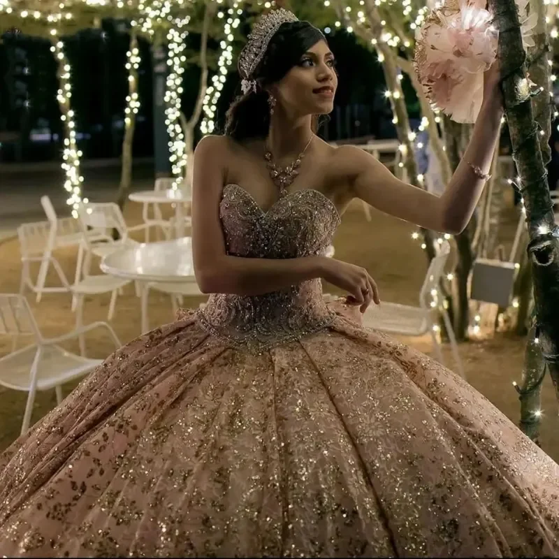 Robe Quinceanera à paillettes roses avec nœud, grande taille, fête d'anniversaire formelle, Rhde promo pour 16 ans, corset perlé, 15 ans