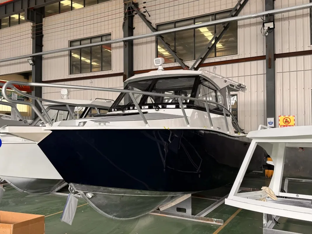 Factory Price 7.5m Profisher Aluminum Aluminium Fishing Cabin Marine Grade 5083 H116 Boat with Motor for Family Leisure Use