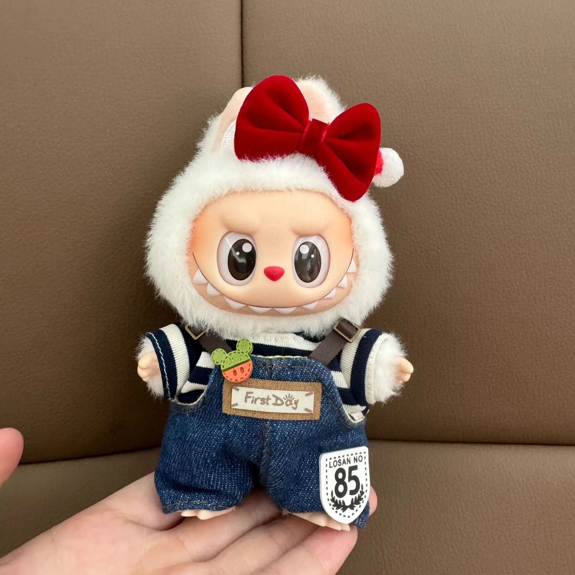 Popular Labubu Doll Clothes 17cm Pendant Labubu Doll Clothes Spring Field Strap Pants Set Labubu Doll Clothes Accessories
