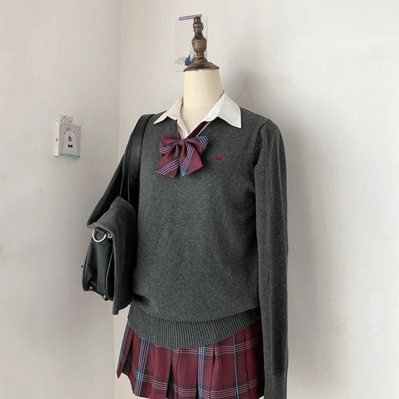 Original Uniform Stickerei Einfarbig Pullover Schuluniform Japanische Hundert College Stil Strickwaren Herbst und Winter Weibliche