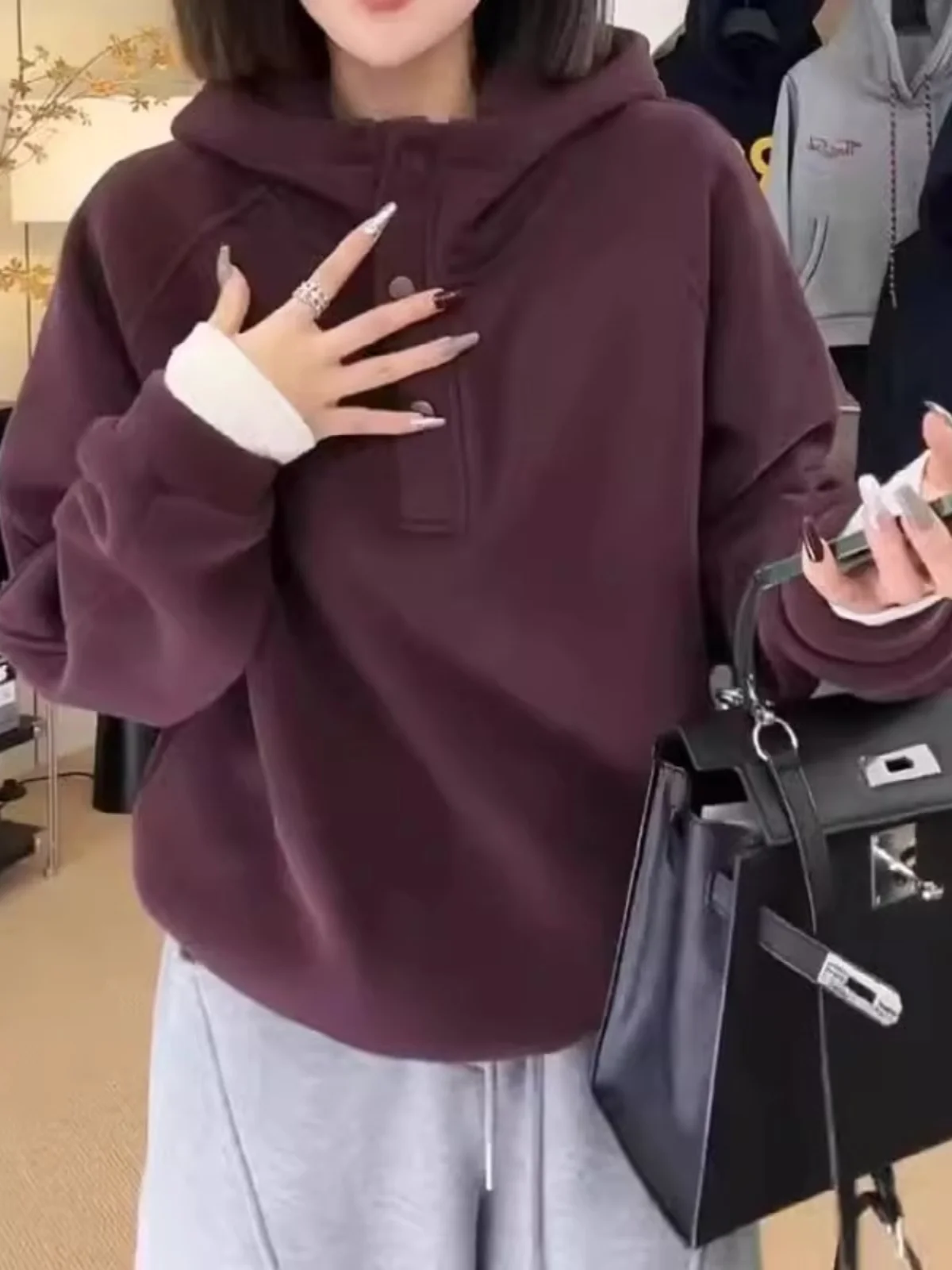 

Зимняя теплая утолщенная толстовка большого размера для женщин: повседневный свободный топ, модный, для города, с длинным рукавом, высоким воротником, средней длины