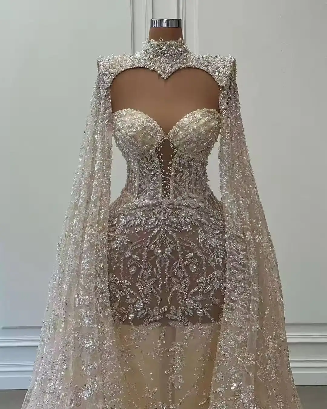 فساتين زفاف حورية البحر شال مبهر مخصصة فاخرة بلون الشمبانيا ورقبة عالية مزينة بالدانتيل مطرز مناسبة رسمية #2