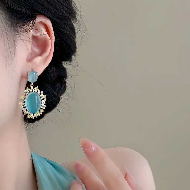 Sweet Fresh Fashion Blue Oval Shape Inlay Zircon Stud Earrings for Women Exquisite Luxury Versatile Personality Leisure Jewelry