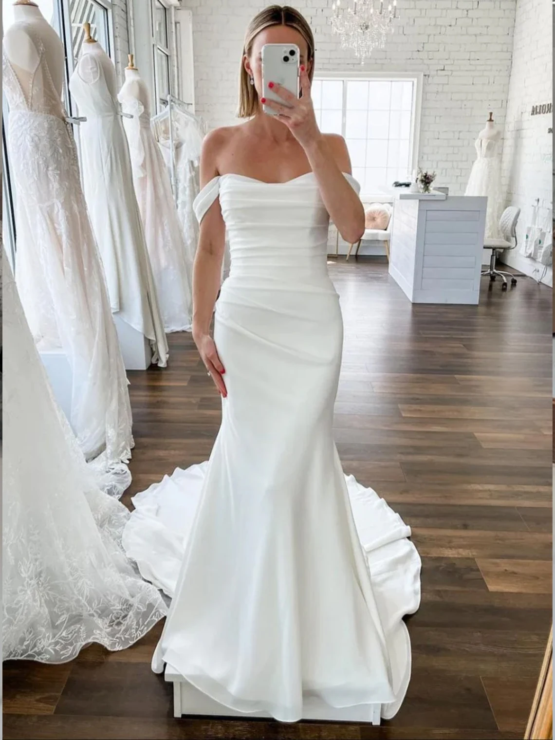 

Elegant Romantic Mermaid Beach Wedding Dress Off Shoulder Chiffon Pleats Sweep Train Sleeveless Bridal Gown 2025 Free Customized