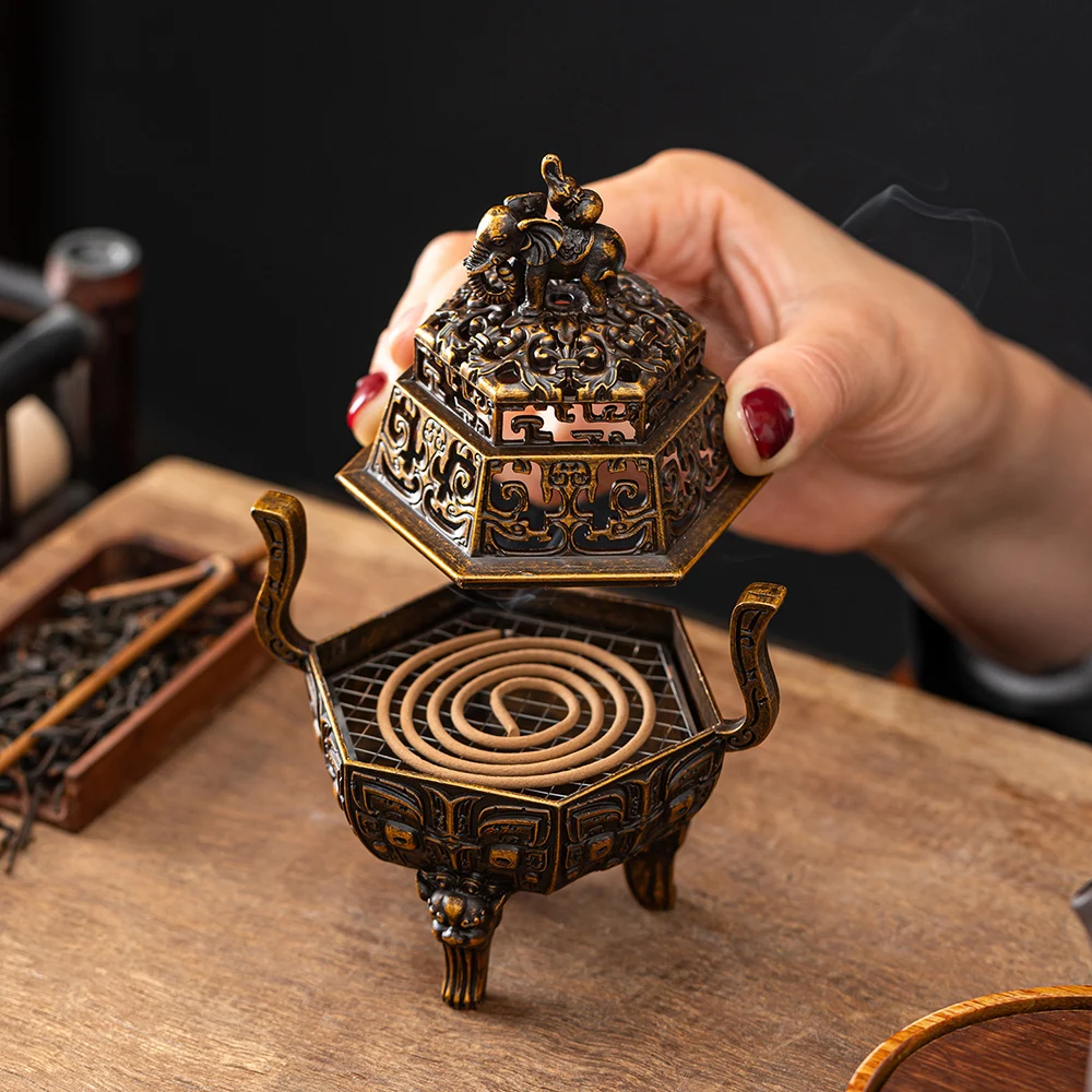 Retro auspicious beast incense cauldron, Alloy lion/elephant/Kylin incense burner, Home tearoom aromatherapy burner ornaments