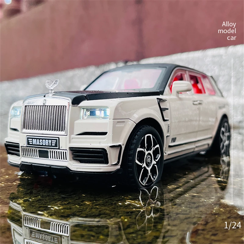 1:24 Rolls Royce Cullinan Masory SUV aleación Luxy coche modelo Diecasts Metal juguete coche modelo simulación sonido y luz regalo para niños