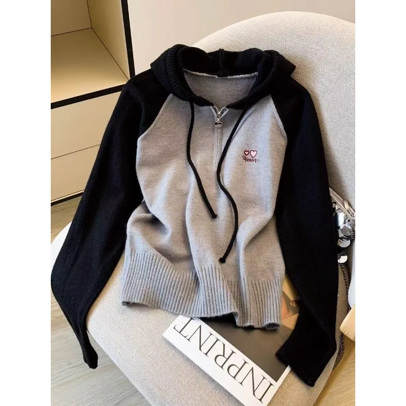 Korean Contrasting Color Embroidered Drawstring Hooded Sweater for Women Autumn and Winter Casual Versatile Pullover Sweater Top