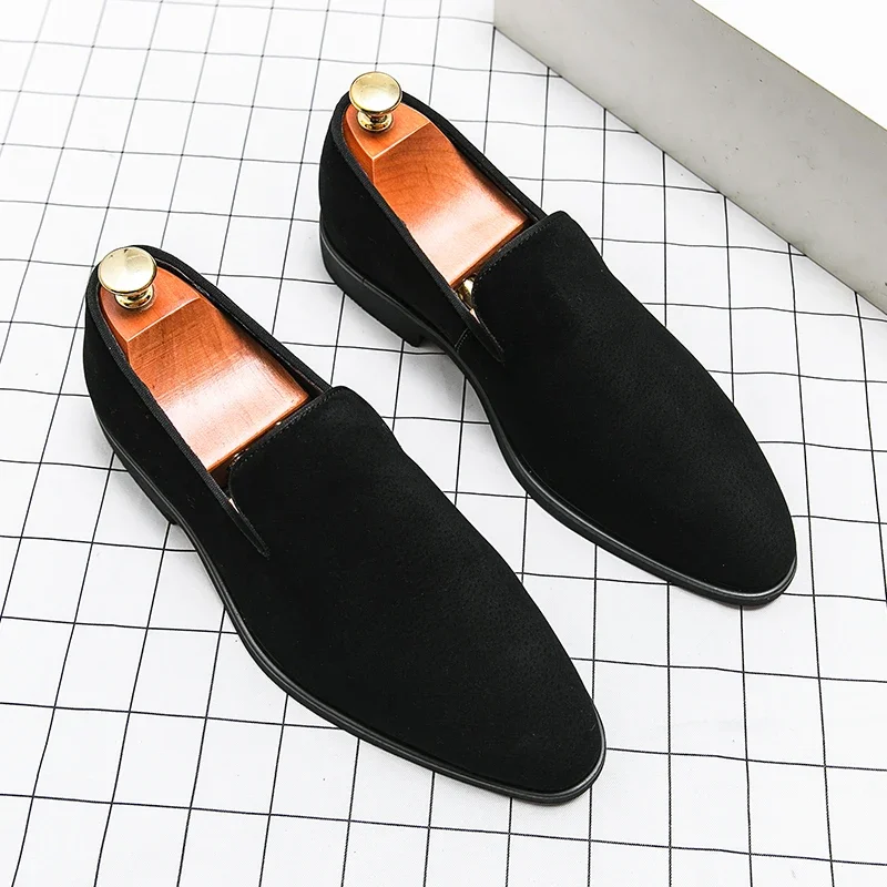 New Suede Loafers Men\'s Slip-on Casual Shoes Thick Bottom Pointed Toe Designer Men\'s Shoes Moccasin Formal Wedding Leather Shoes