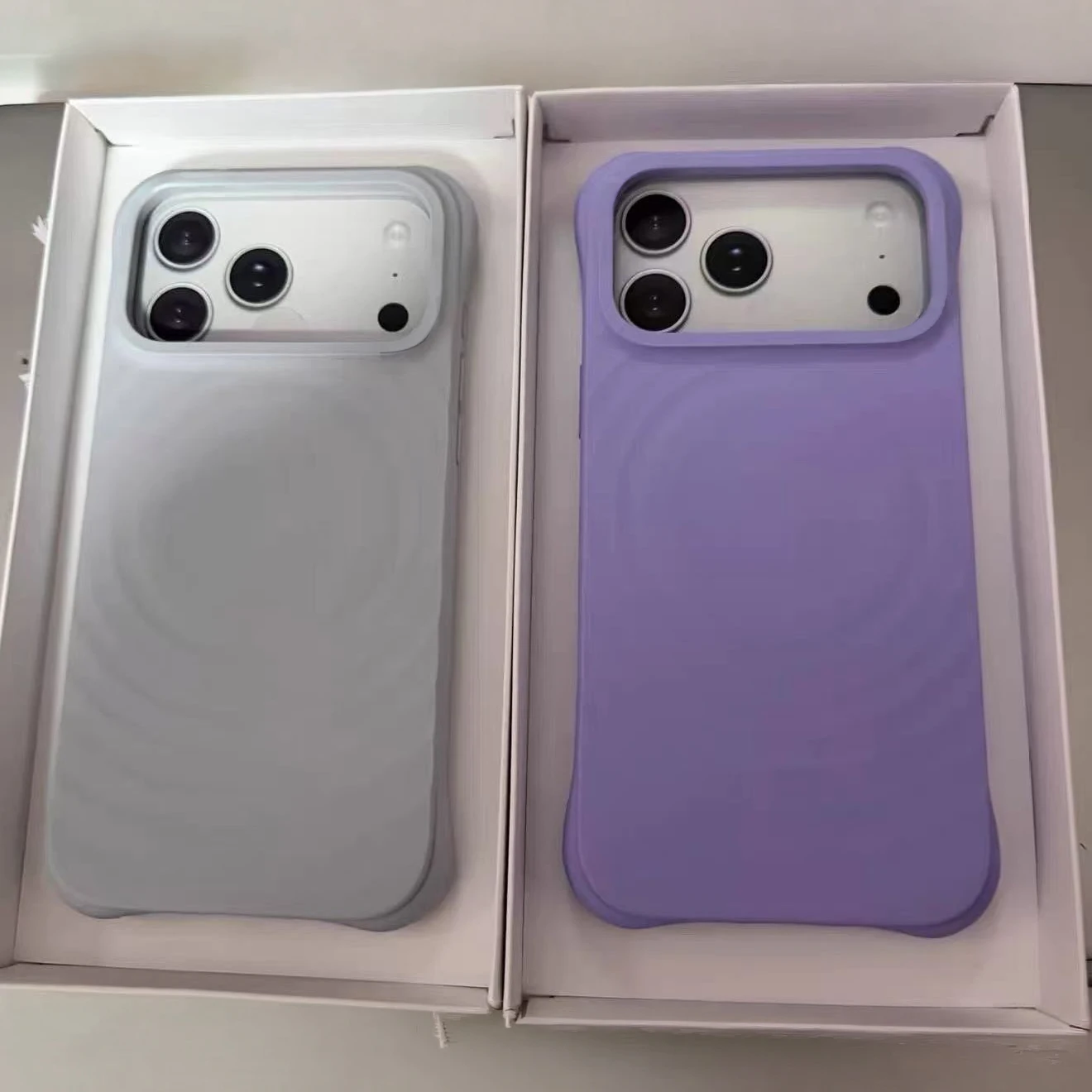 

Wave Magnetic Phone Case for IPhone 14 15 16 17 Pro Max Cover for IPhone Air New Purple