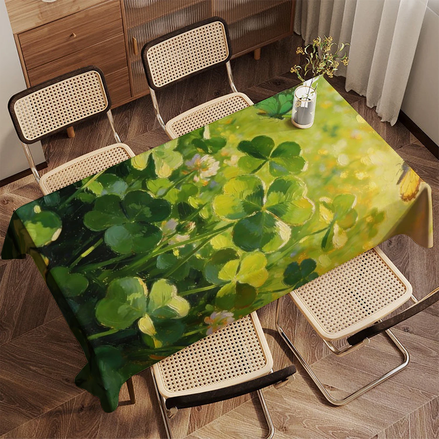 2D Clover Art Table…