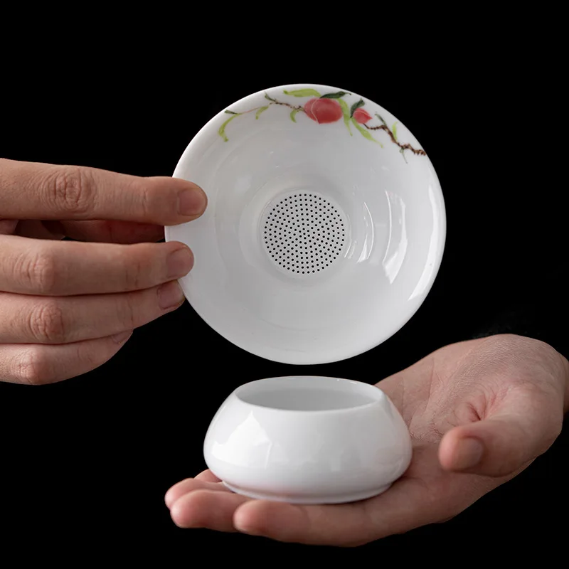 

Jade Mud White Porcelain Tea Strainer Hand-painted Peach Ceramic Tea Filter Household Tea Infusers