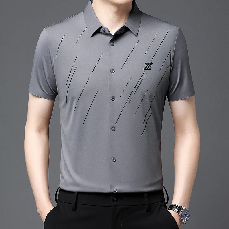 Men\'s Short-sleeved Shirt Summer New Ice Silk T-shirts Seamless High Elasticity No Ironing Business Casual Men Shirts Slim Tops