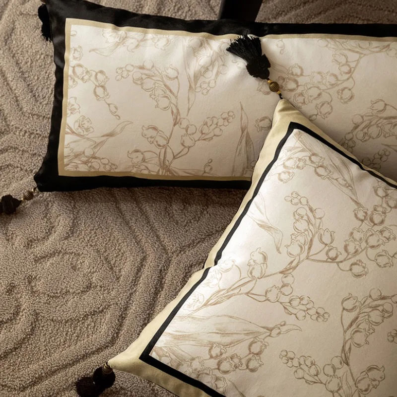 Cream Color Pillows Lily Of The Valley Cushion Case 30x70 Luxury Velvet Decorative Pillow Cover For Sofa Bedding Home Decoration