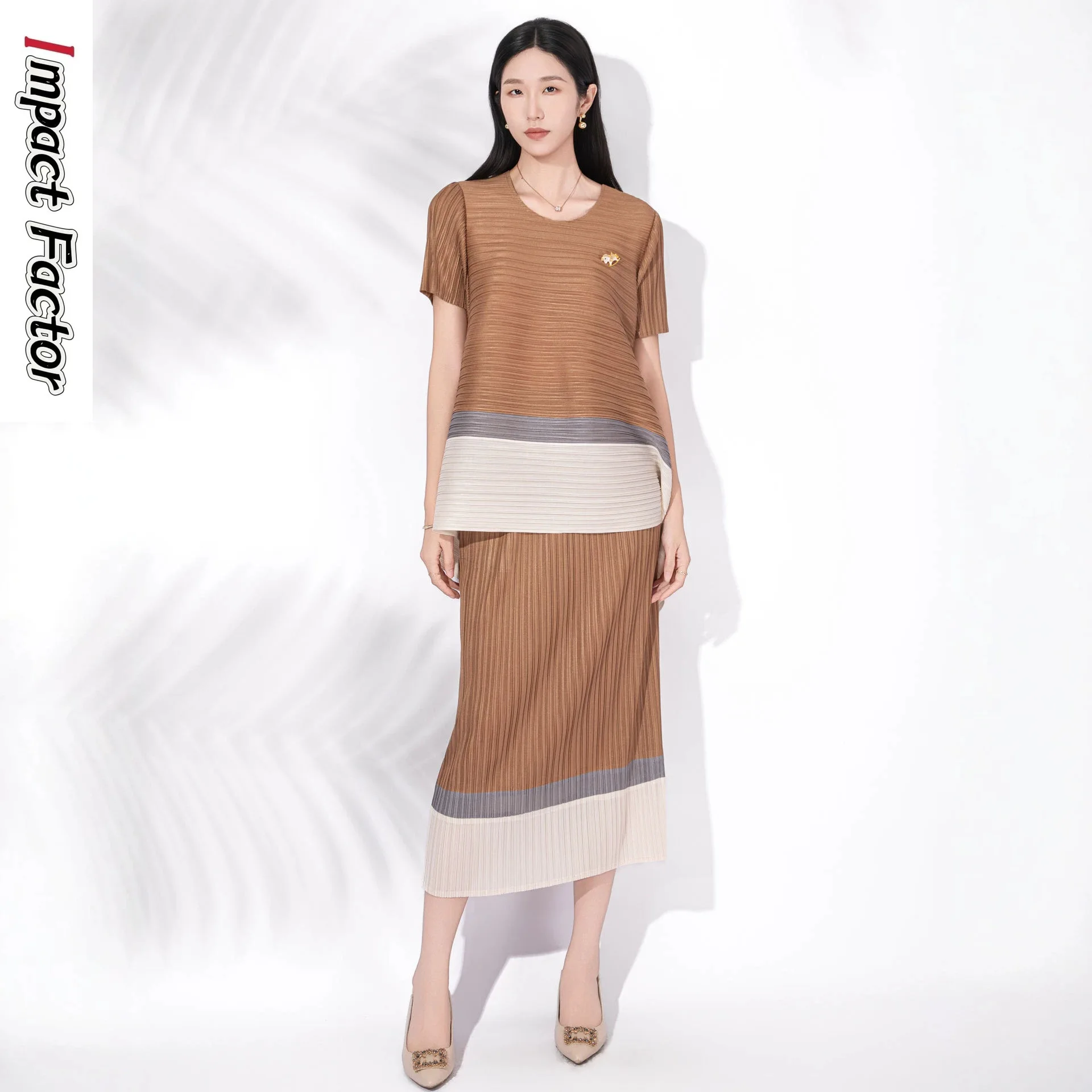 Miyake Pleated Contrasting Color Splicing Set Summer Round Neck Pullover Short-sleeved Top High Waist Long Skirt Two-piece Set