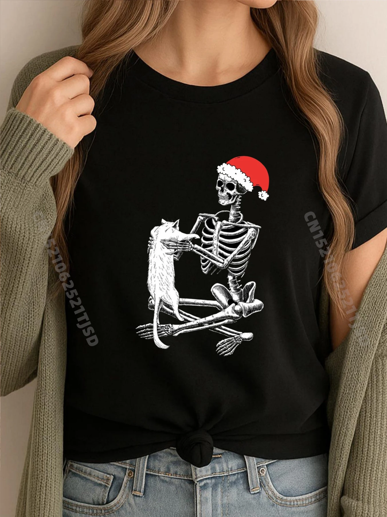 

Забавный череп, кот, рождественский череп, держащий кот, забавный череп, дизайнерская футболка, забавные футболки на День Благодарения