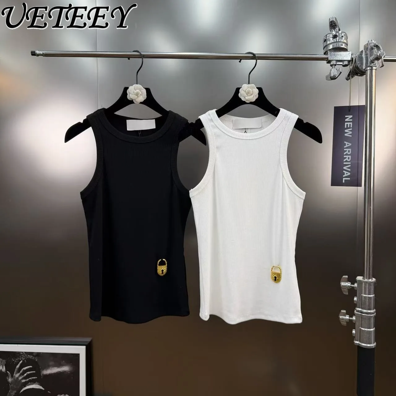 

Универсальный жилет без рукавов с металлической пряжкой для женщин, черный, белый цвет, повседневная утягивающая спортивная верхняя одежда в стиле поездок на работу, майки