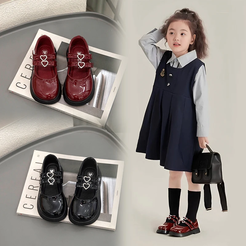 

Love Laofers for Children 2025 Platform Black Patent Leather Chain Fashion Girls Flat Shoes Four Season Elegant 24-35 Kids Shoe