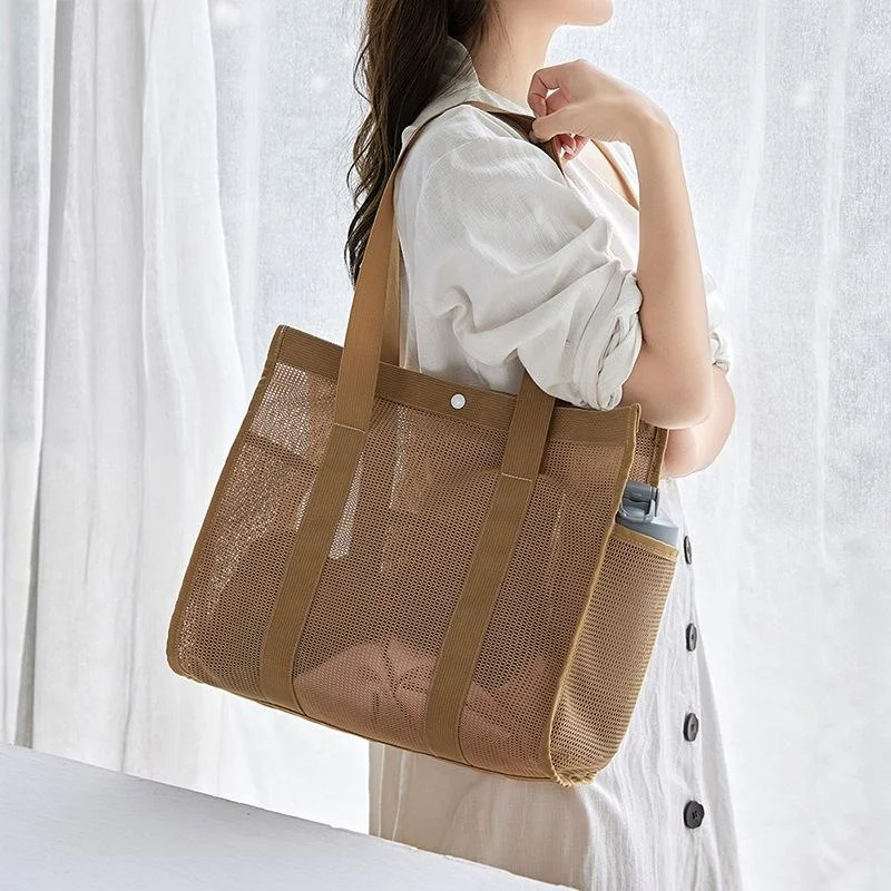 2025 New Korean Beach Bag Fashion Mesh Hollow Fitness Shoulder Bag Leisure Swimming Bag Travel Storage Washbag