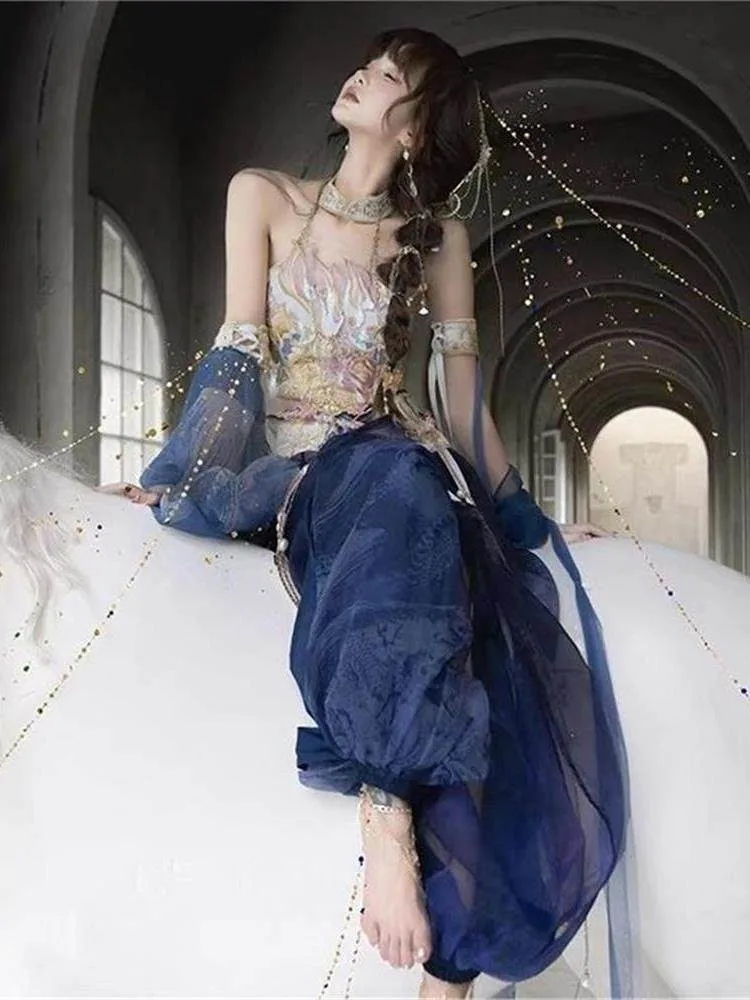 New Hanfu with heavy embroidery Western Regions style and exotic