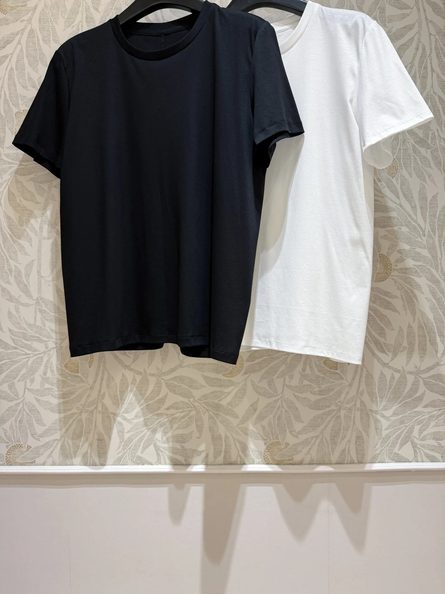 

High quality new women's pure cotton short sleeved round neck T-shirt, classic and fashionable versatile T-shirt